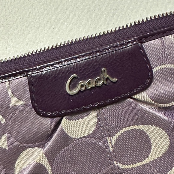 Authentic Coach Wallet - Picture 8 of 10